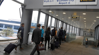 Lezárták a londoni City repteret egy világháborús bomba miatt