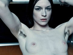 Szőrös punciját tárja fel a világnak Marilyn Manson exnője