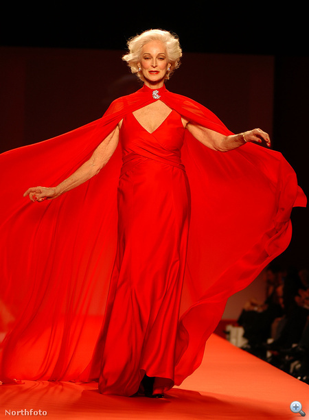 Orefice a 2005-ös "Heart Truth" című jótékonysági divatbemutatón, melyet a New York-i divathéten tartottak az amerikai Szív- és Érrendszeri Betegségek Intézetének támogatásával.