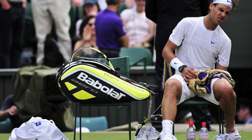 Rafa Nadal feladhatja Wimbledont