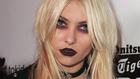 Taylor Momsen zombiszeme és még 4 híres szépségbaki