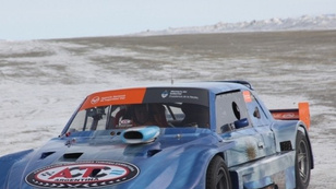 Autóverseny az Antarktiszon
