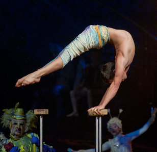 Exkluzív fotók a Cirque du Soleil artistájáról