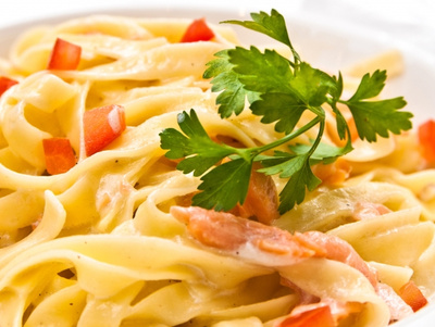 stockfresh 1141562 tasty-pasta-with-salmon sizeS