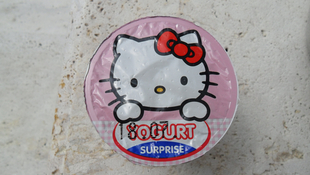 Hello Kitty joghurt: émelyítő, kevés, értelmetlen