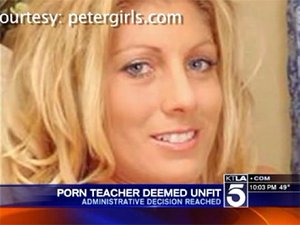 Nem kapja vissza a munkáját a titokban pornózó tanárnő