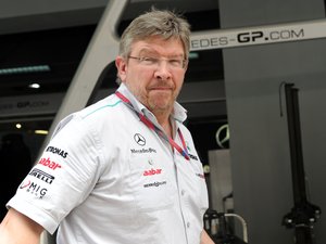 Brawn utódlási tervet készít a Mercedesnél