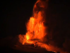 Látványos videó az Etna kitöréséről