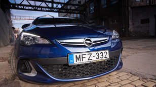 Teszt: Opel Astra OPC 2013