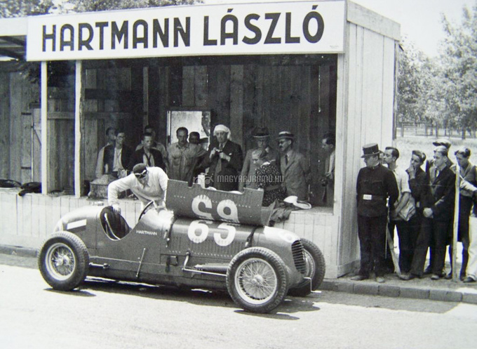 Hartmann and his factory Maser