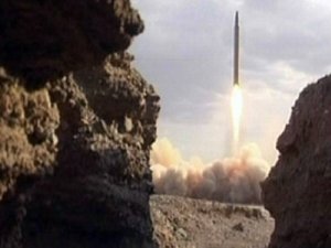 Irán levegő-föld rakétát fejlesztett
