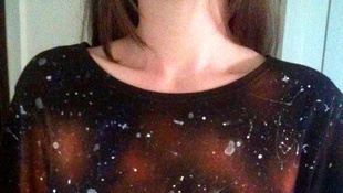 DIY: ezer forintba sem kerül a galaxisos póló