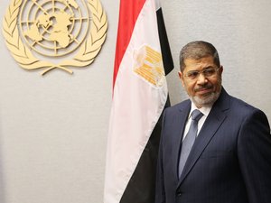 Ügyészségi nyomozás indul Murszi ellen