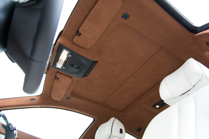 Even the roof is covered with leather-like Alcantara