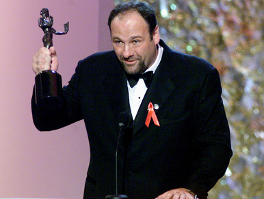 James Gandolfinitől külön is elbúcsúznak az Emmy-díjátadón