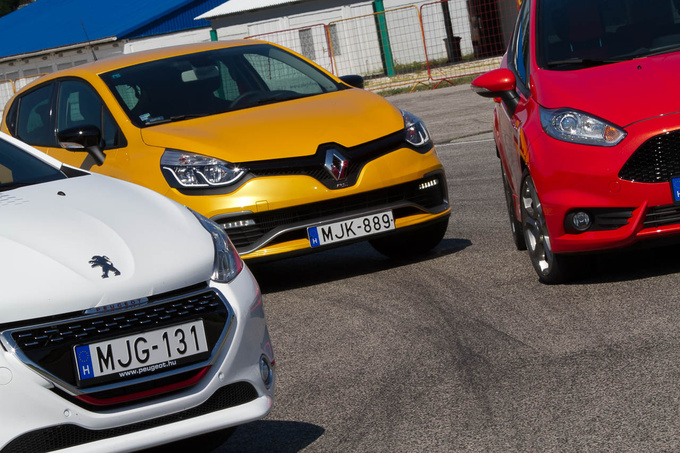 Too bad about the Renault: it could have won with a manual ’box