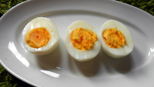 Készítsen tökéletes főtt tojást!
