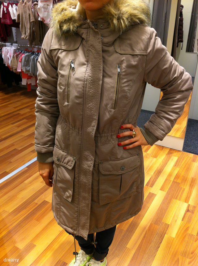 Takko: 12990 forintot kérnek egy ilyen kabátért, nem is rossz.