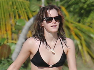 Emma Watsont bikiniben fotózták le