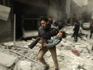 Szíria: Mindenki fogja egymás kezét