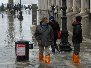 Ítéletidő: Velence megint víz alá került