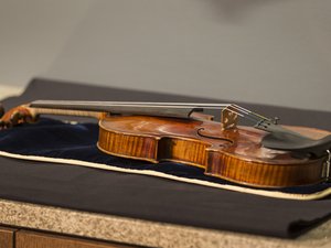 Megtalálták az elrabolt Stradivarit