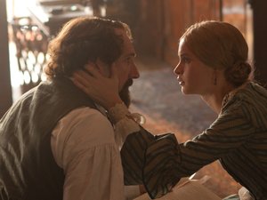 Ralph Fiennes, a kegyetlen Dickens és a láthatatlan szerető