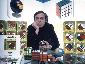 Hatalmas üzlet a Rubik-kocka