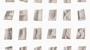 Könyvekből faragta ki az ábécét a japán művészpáros