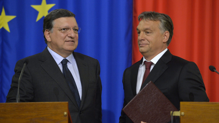 Barroso Orbánnal viccelődött