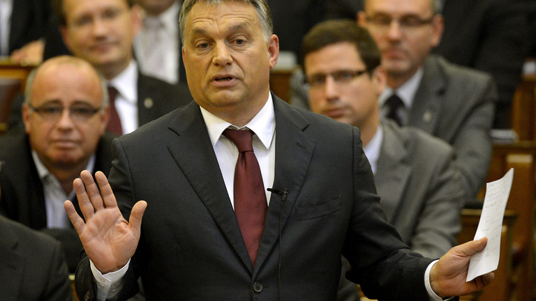 Orbán nem hátrál, az ő döntése volt az internetadó