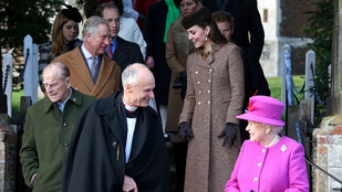 Erzsébet-királynő vagy Katalin-hercegné nézett ki jobban a misén?