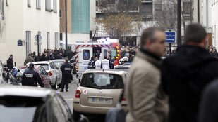 Párizsi mészárlás: spontán megemlékezések szerte Franciaországban