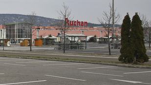 Több mint egy milliárdos bírságot kapott az Auchan