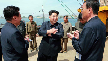 Észak-Korea teszteli a ballisztikus rakétáit