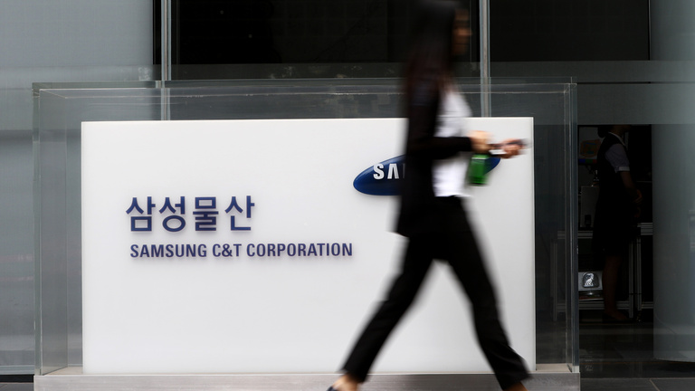 A Samsung-klán a Wall Street-i mágnás ellen