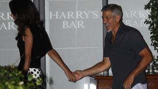 Clooney helyében mindenki ennyire örülne egy ilyen végtelen hosszú lábnak