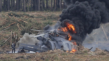 Lezuhant egy harci helikopter egy orosz bemutatón, meghalt a pilóta