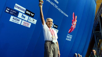95 éves magyar úszott világrekordot Kazanyban