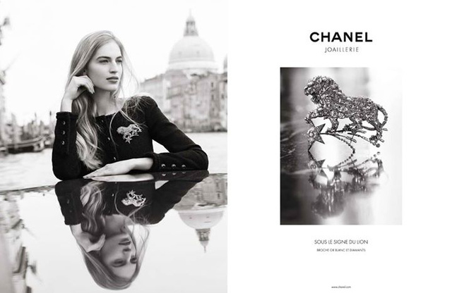 Axente Vanessa a Chanel 'Sous le Signe du Lion' néven futó ékszer kollekciót promotálja. A szupermodellt Dominique Isserman kapta lencsevégre Velencében.
                        