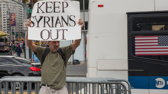 Amerika fél a szír menekültektől, mint a tűztől