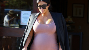 Ennél szűkebb ruhát már nem tudott volna felvenni Kim Kardashian