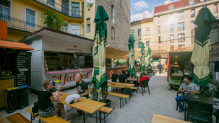 Minek van Budapesten két street food park, és melyiket válasszam?