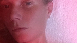 Gwyneth Paltrow dobott egy igazán fülledt topless szelfit