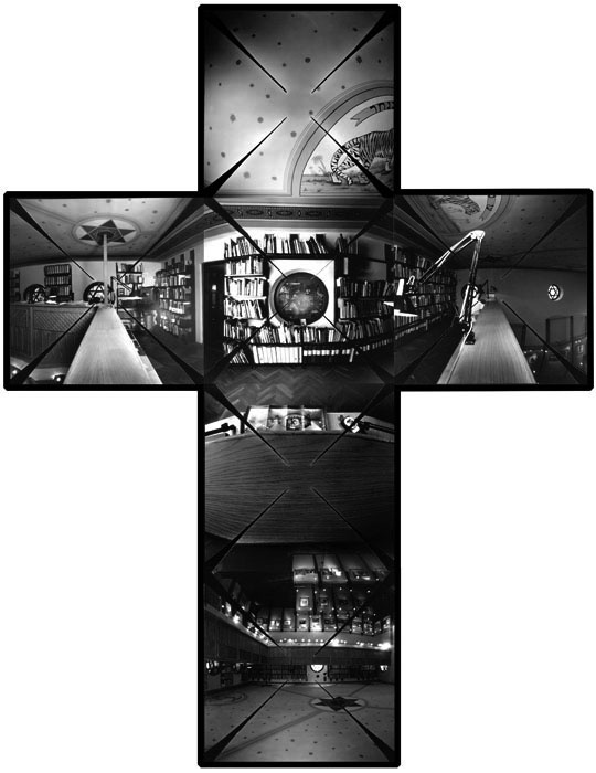 A Magyar Fotográfiai Múzeum belső tere, Kecskemét, 2000. 
                        – Camera obscura keresztpanoráma, horizontálisan és vertikálisan is 360 
                        fokos látószöggel 