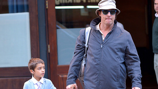 Az a szerencse, hogy Matthew McConaughey fia még felismeri az apját