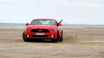 10 ok, melyek miatt muszáj szeretni az új V8-as Mustangot