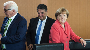 A CSU alkotmánysértéssel vádolná meg Merkelt a menekültáradat miatt
