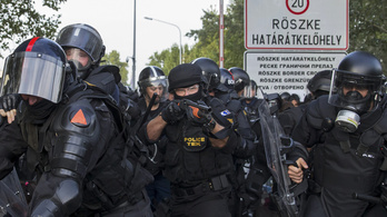TEK: Magyarországot nem fenyegeti terrortámadás