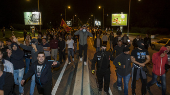 Összecsaptak a rendőrökkel a tüntetők Montenegróban